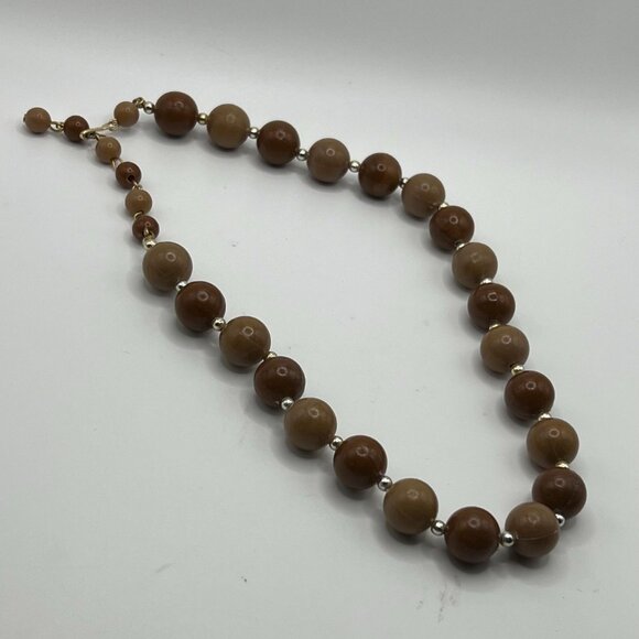 Vintage stamped brown tone bead necklace - Picture 4 of 10